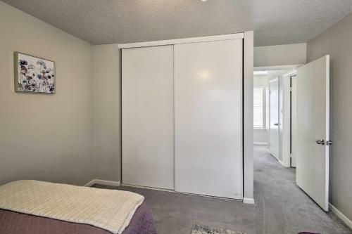 Hot Springs Townhome With Deck And 7 Golf Courses