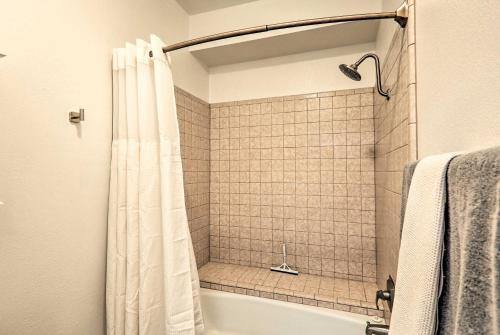 Beautiful Saguaro Vista With Mountain Views!