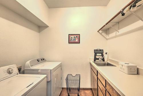 Beautiful Saguaro Vista With Mountain Views!