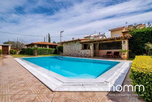 Villa Phoceus Homm Residence With Pool & Garden