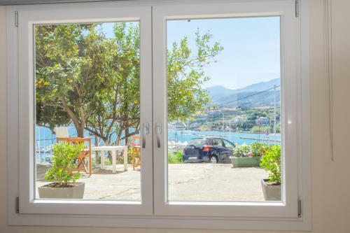 Luxury Apartment Marine View