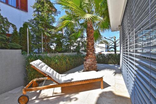 Apartments By The Sea 2152