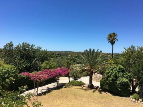 Einzigartige Landhaus-villa Mit Privat-pool