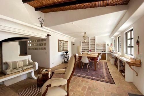 Einzigartige Landhaus-villa Mit Privat-pool