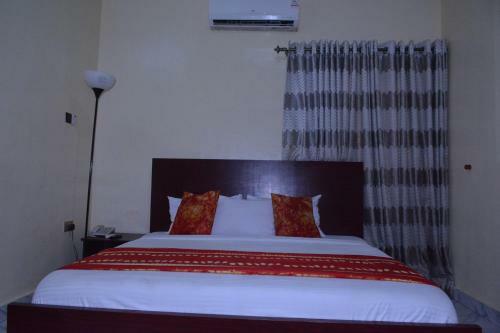 Hotel Esporta Suites Magodo