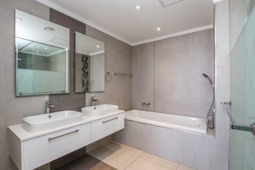Smart Apartment Eleven