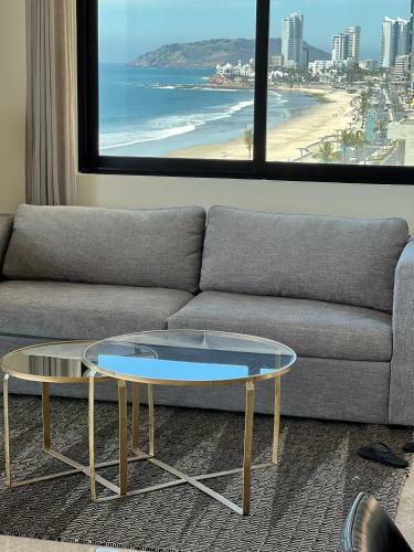 Apartamento Condo On Mazatlan Ocean Front Boardwalk ?malec�n?