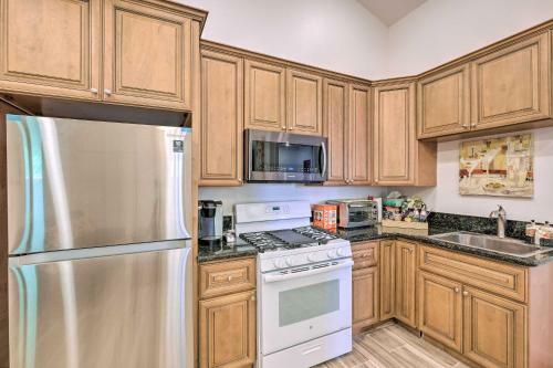 Apartamento Cozy Cali Apt, 4 Mi To Moonlight State Beach!
