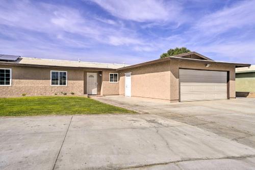 Indio Home With 2 Patios 30 Mi To Salton Sea!