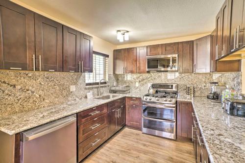 Indio Home With 2 Patios 30 Mi To Salton Sea!