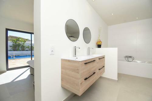We Love Villa Spain - Villa La Viva