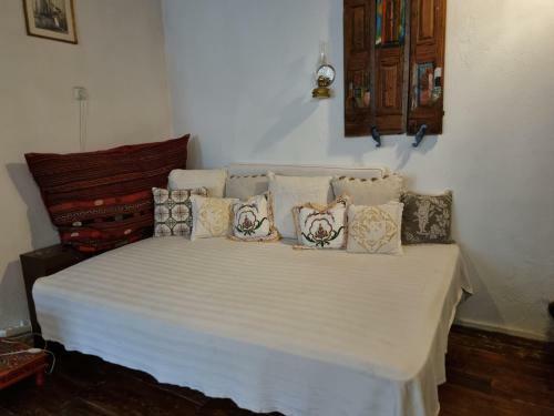 Skopelos- Iris - Your Traditional Home