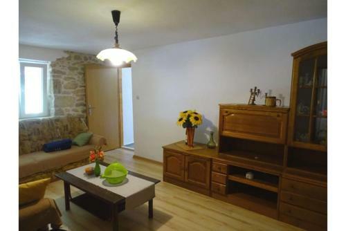 Apios Holiday Home
