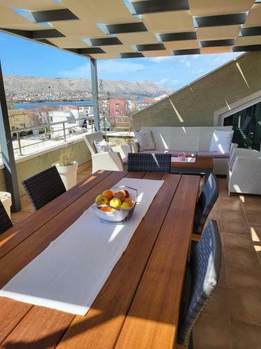 Amazing View&terrace Apartment