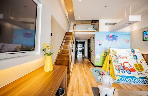 Shining Star Hot Spring Hotel