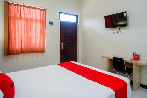 Hotel Reddoorz Plus @ Jl Pemuda Pati
