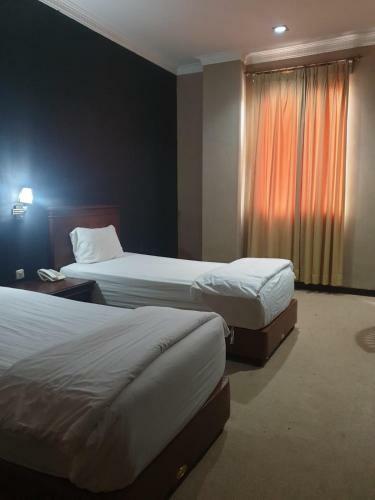 Hostal Gold Inn Hotel