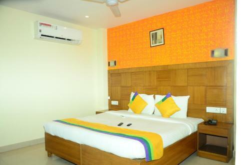 Hotel The Grand Plaza