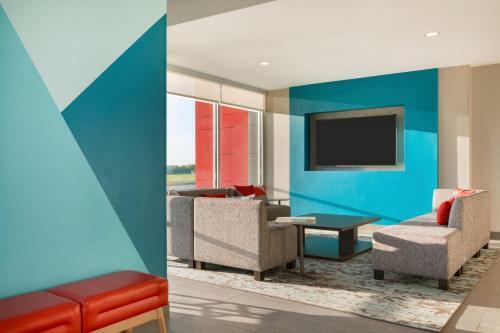 Avid Hotels - Toronto - Vaughan Southwest, An Ihg Hotel