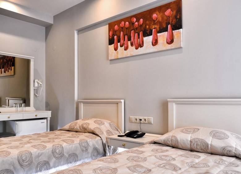 Hotel Irini