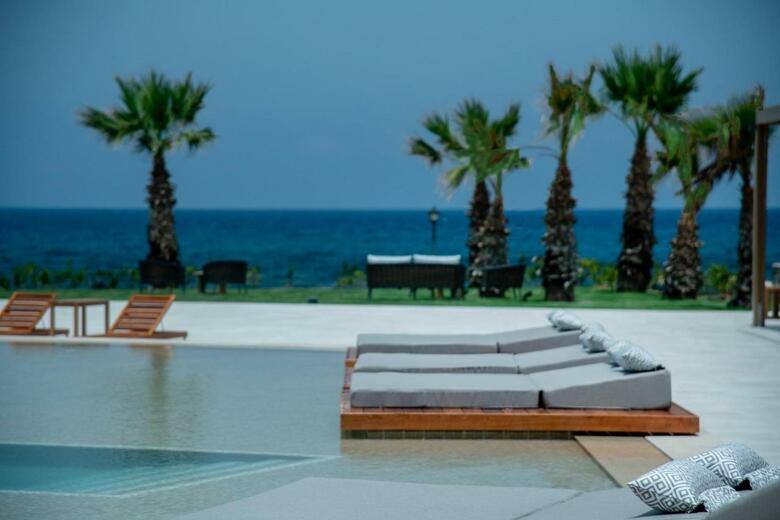 Hotel Senseana Sea Side Resort & Aquadventure