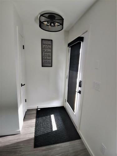 Apartamento Serene 2 Bedroom Condo With Balcony And Lakeview