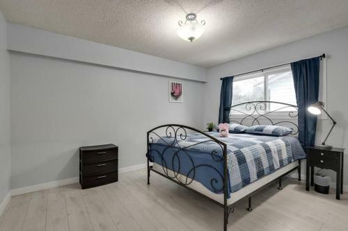 3 Bed House ? Guilford/fleetwood ? Bbq ? Tv Cable