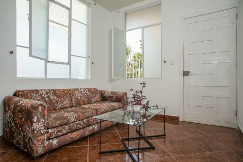 Bed & Breakfast La Antigua Guest House