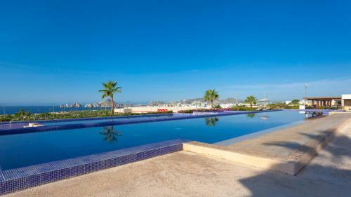Apartamento Luxury 1,600 Sqft Ocean View New Condo, 3 Pools.