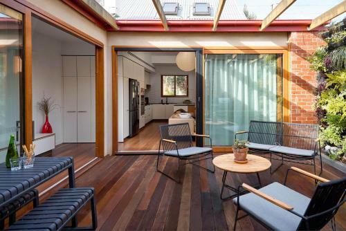 Boutique Stays - Bay Waves