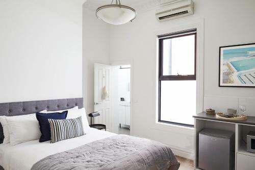 Richmond Studio Apartments