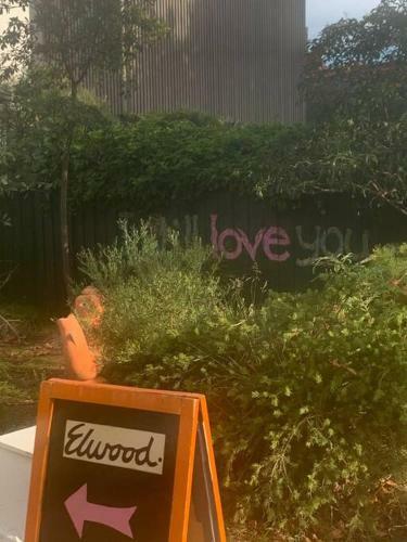 Sunny Seaside Elwood Home