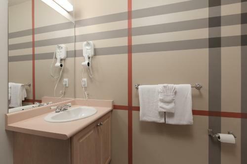 Lagoons By Cozystay Signature Whistler