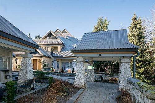 Lagoons By Cozystay Signature Whistler