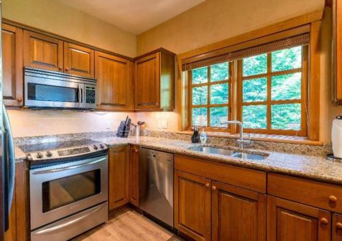 Taluswood #3 By Mc Luxury Rentals
