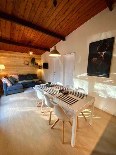 Forest Lodge
