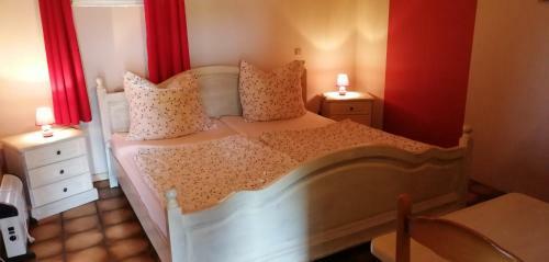 Chalet Rose