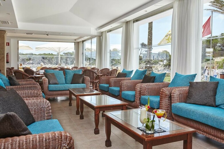Universal Hotel Marqu�s