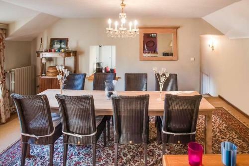Enjoy Cottage - Holiday Home With Private Swimming Pool