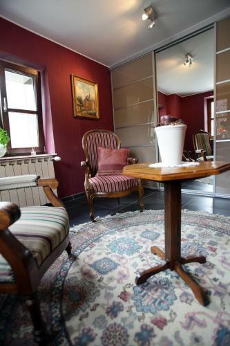 Hostal Les Sansonnets