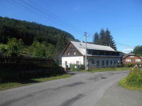 Hostal U Skrbl�ka - Restaurace A Penzion