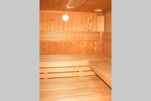 Apartamento Hell Und Ger�umig - Sauna - Pool - Parken