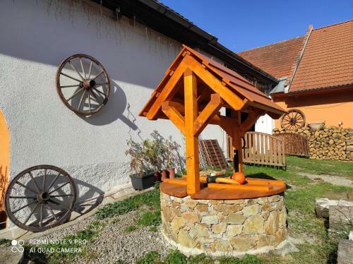 Apartm�n Pod S?�brnou Horou