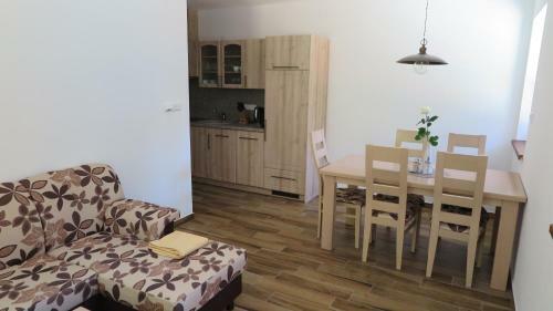 Apartamento Club Rezidence Pod Lu?�