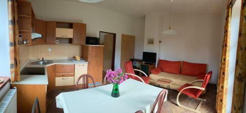 Apartm�n V H�j�ch Mal� Sk�la
