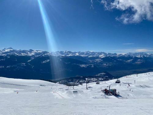 Cozy Chalet 6 Min From Violette Ski Station