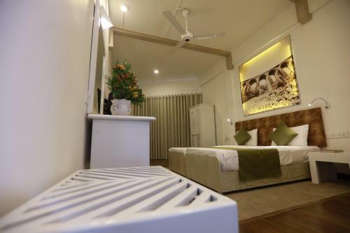 Orient Hotel