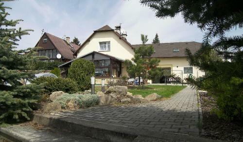 Hostal Penzion Kuri