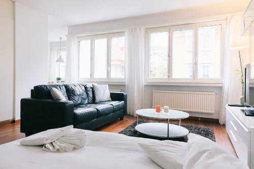 Superb Bright Apartment With Pocket Wifi !!