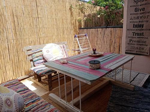 Albergue Votsalon Beach House